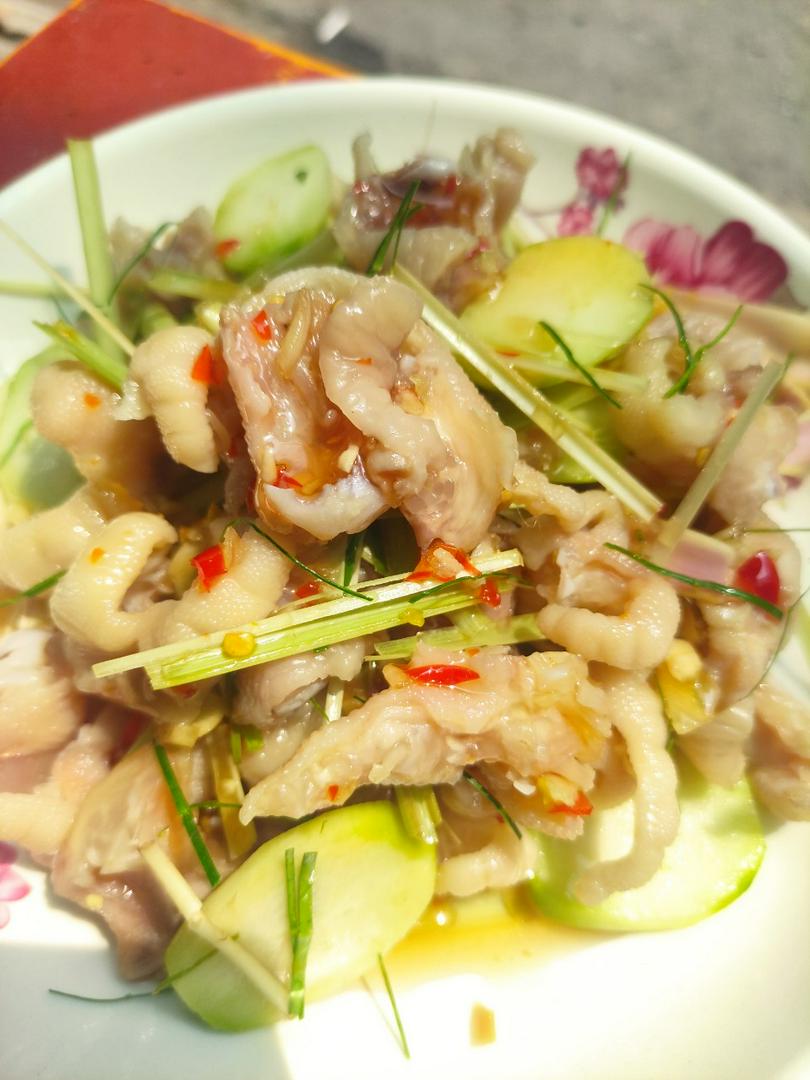 chan-ga-rut-xuong-xoc-coc-kieu-thai