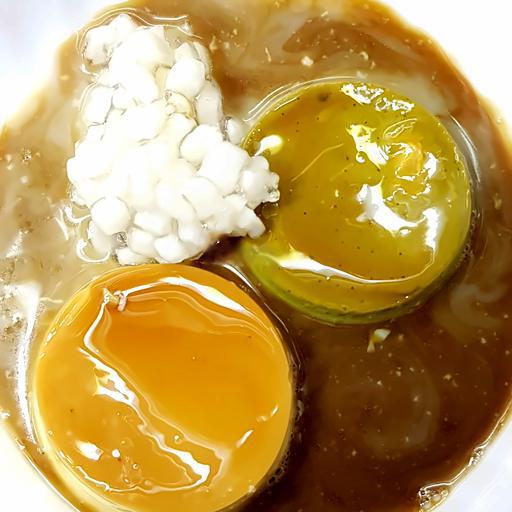 1-flan-truyen-thong-1-flan-tra-xanh-pho-mai