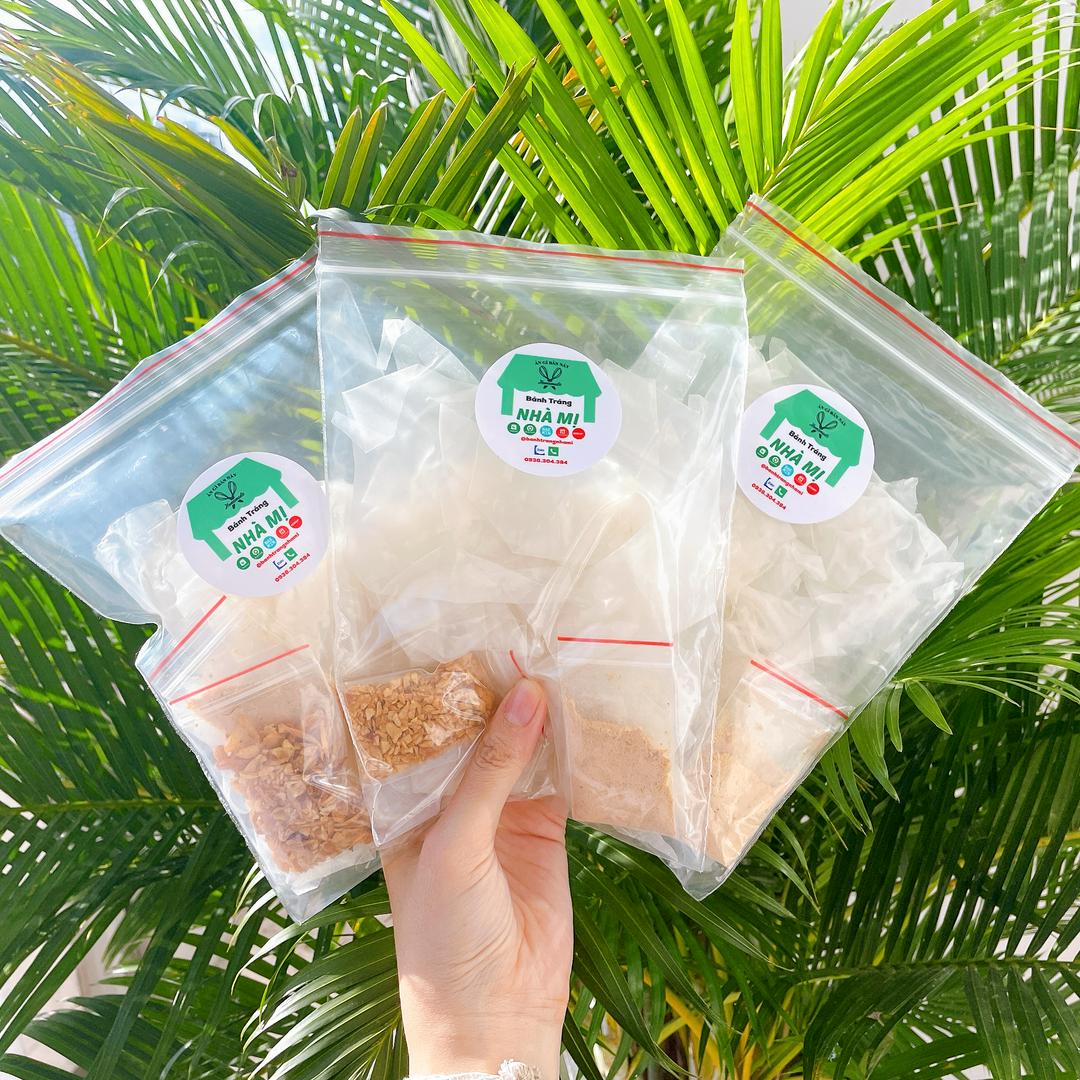 banh-trang-deo-soi-muoi-toi-phi