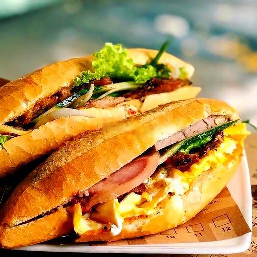 banh-my-trung-thit-nguoi