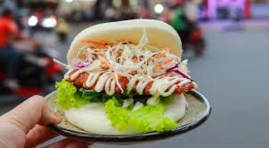 banh-bao-kep-xuc-xich