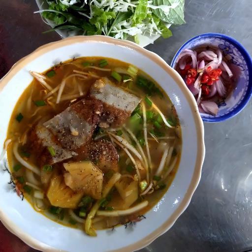 banh-canh-cha-ca