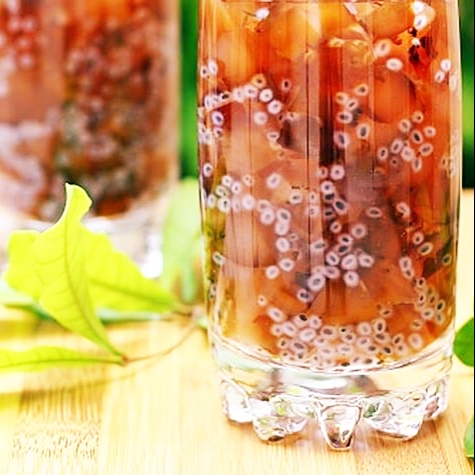 hong-tra-mat-ong-hat-e-thach-ngoc-trai