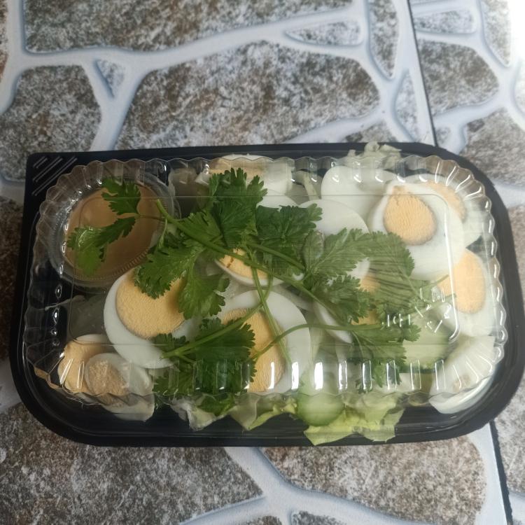 salad-trung-tron-sot-me-rang-giam-can