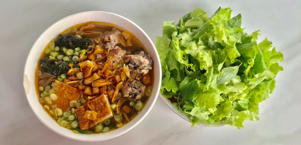 linh-nguyen-bun-ca-tran-hung-ao