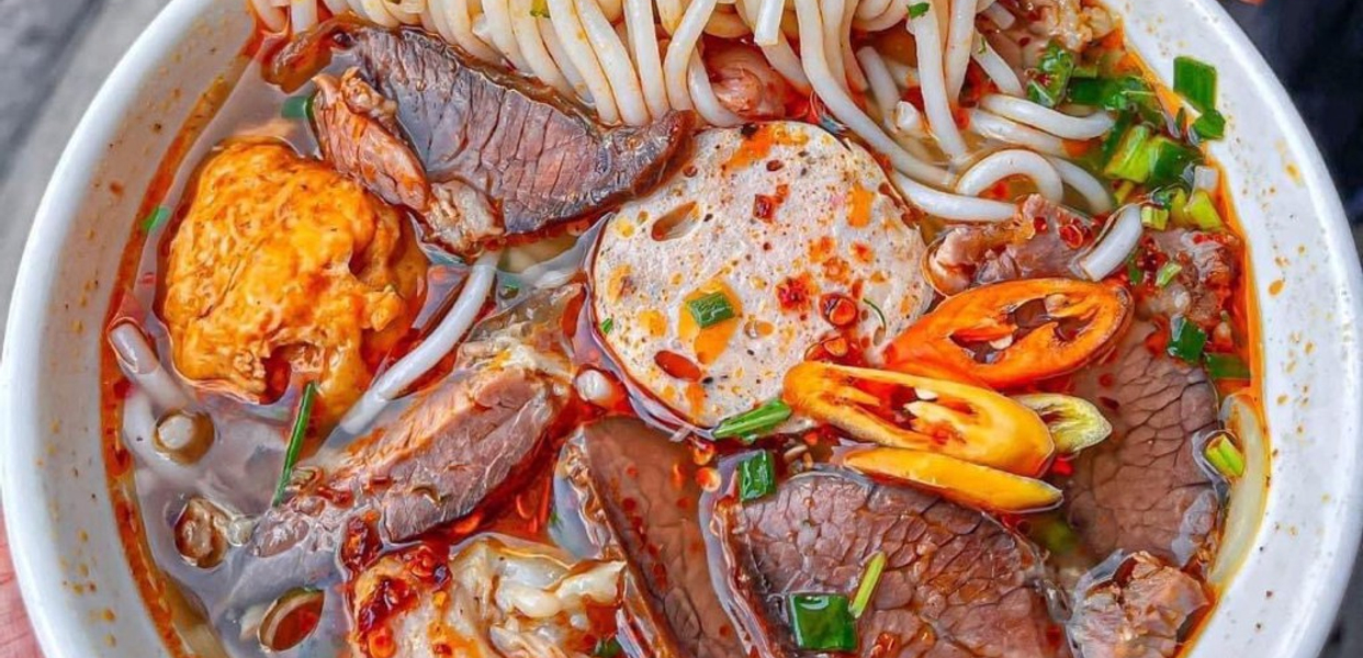 Số-1---Bún-Bò-&-Bún-Riêu---Đường-Số-10
