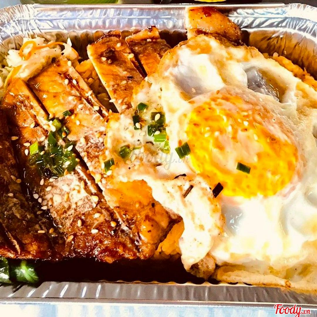 combo-6-cho-3-nguoi-com-suon-com-xa-xiu-my-ga-nam-coke