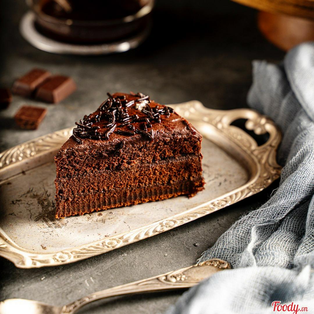 trifle-chocolate-cake