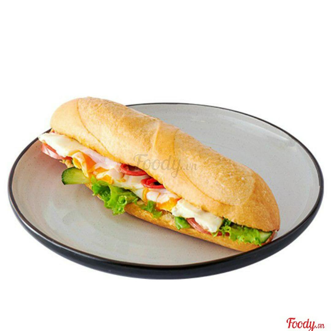 banh-mi-op-la-2-trung