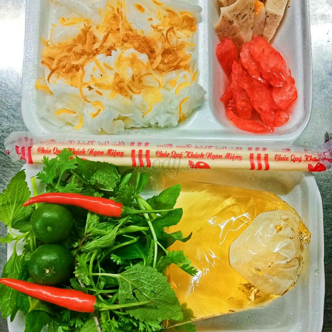 banh-cuon-nong-chay-lap-xuong-cha-que