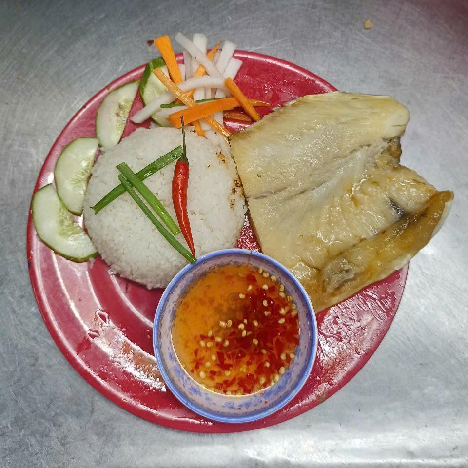 cơm khô cá dứa 