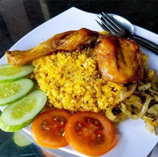 ui-ga-goc-tu-them-khong-com