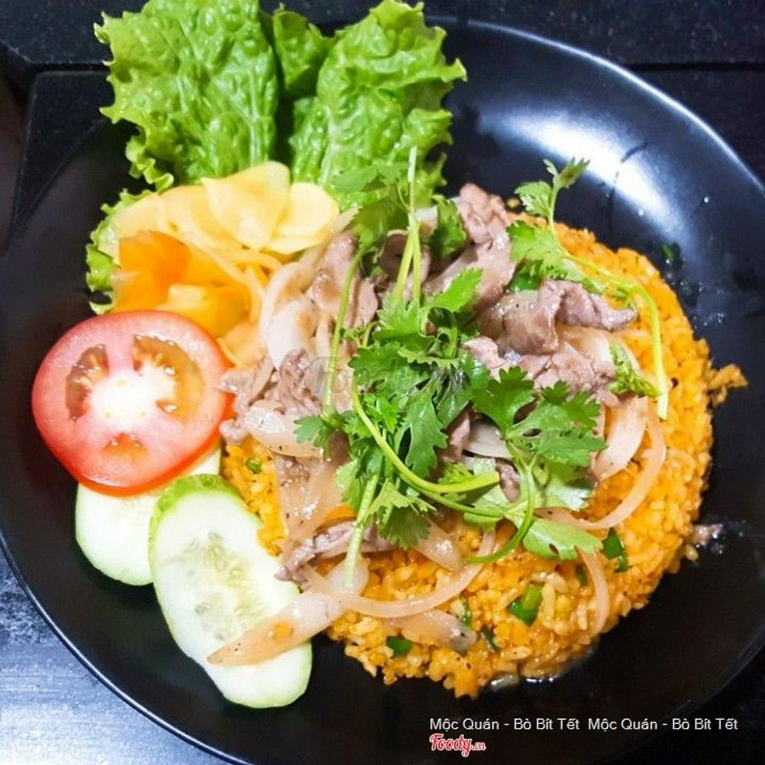 com-chien-bo-xao-hanh-tay