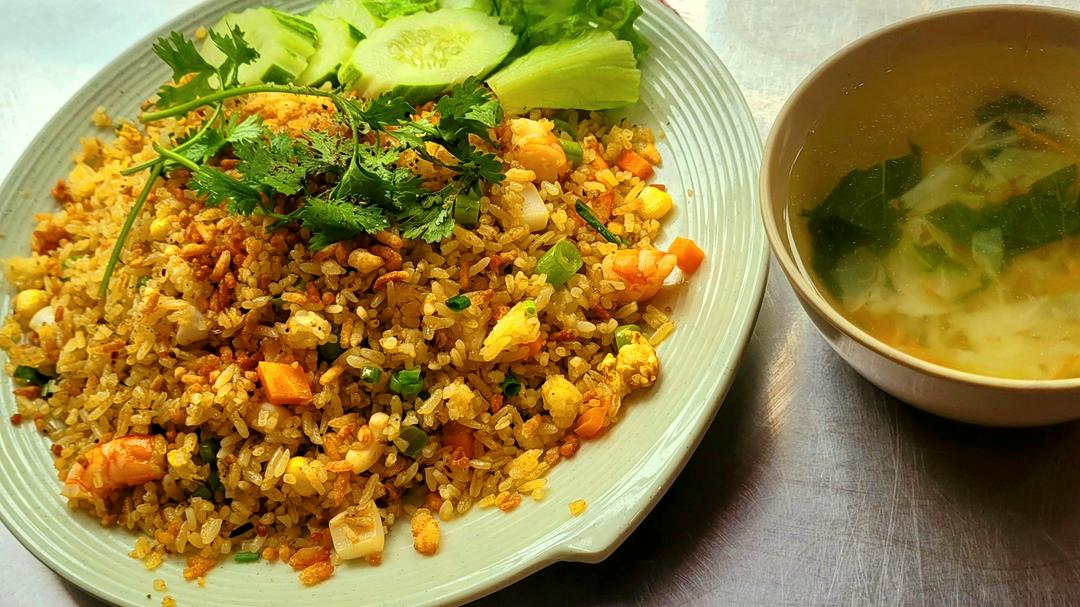 com-chien-bo-kim-chi