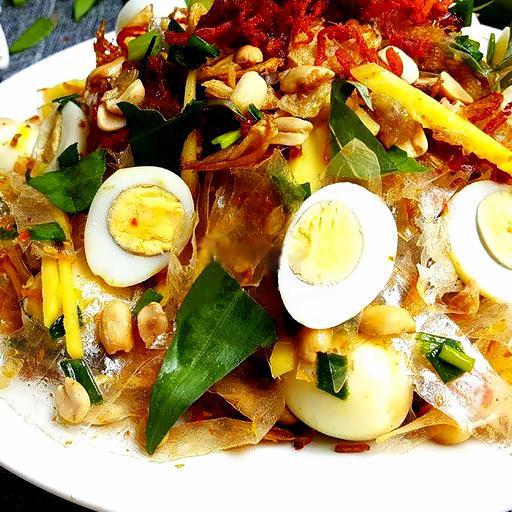 banh-trang-tron-thap-cam