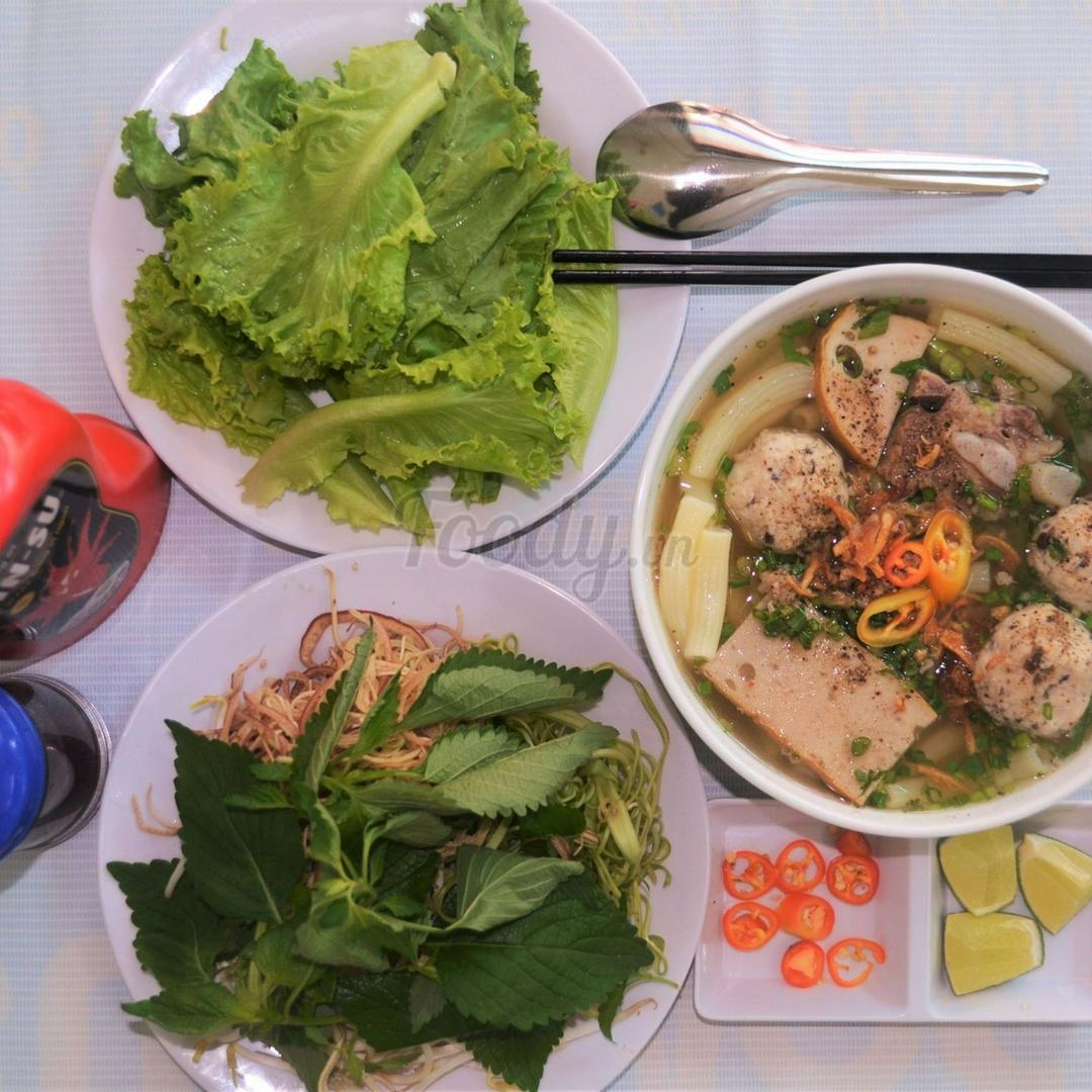 nui-suon-va-moc-va-cha-ac-biet