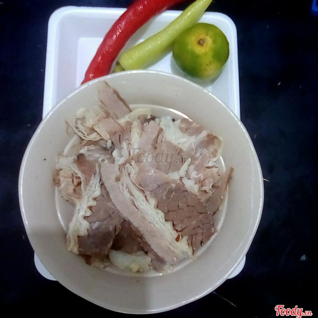 thit-bo-chin-an-them