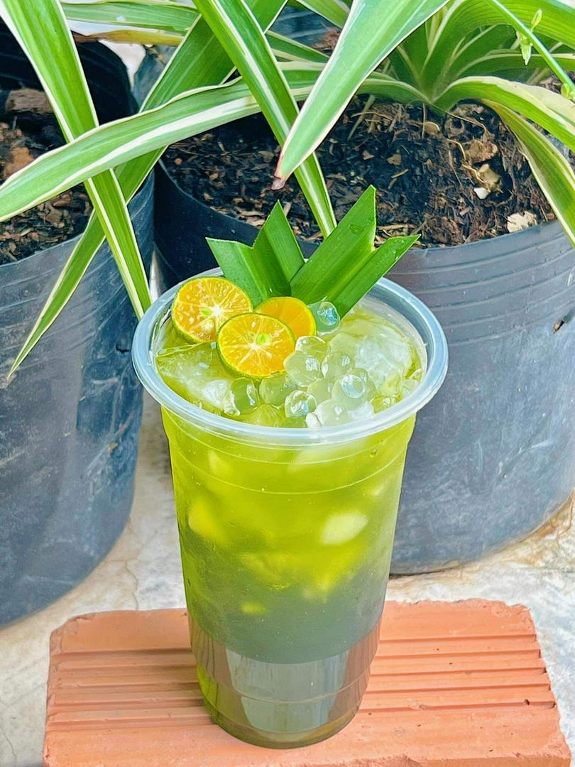 tra-quat-thai-xanh-tran-chau