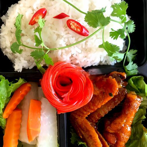 com-canh-ga-sot-chua-ngot