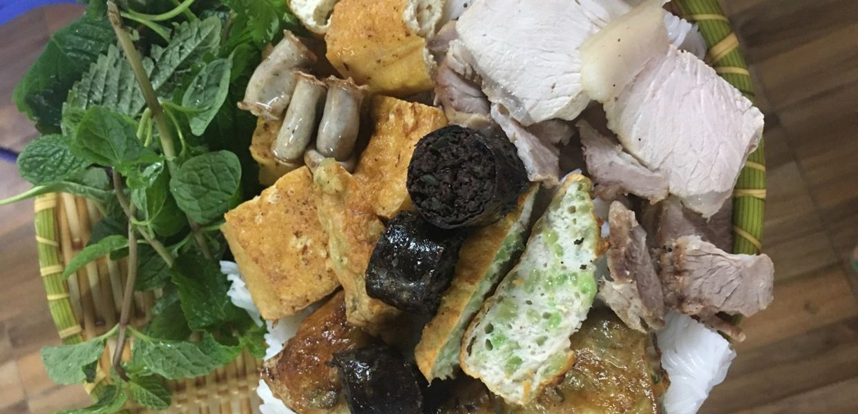 giao-thuy-nam-inh-bun-rieu-cua-nghiem-xuan-yem