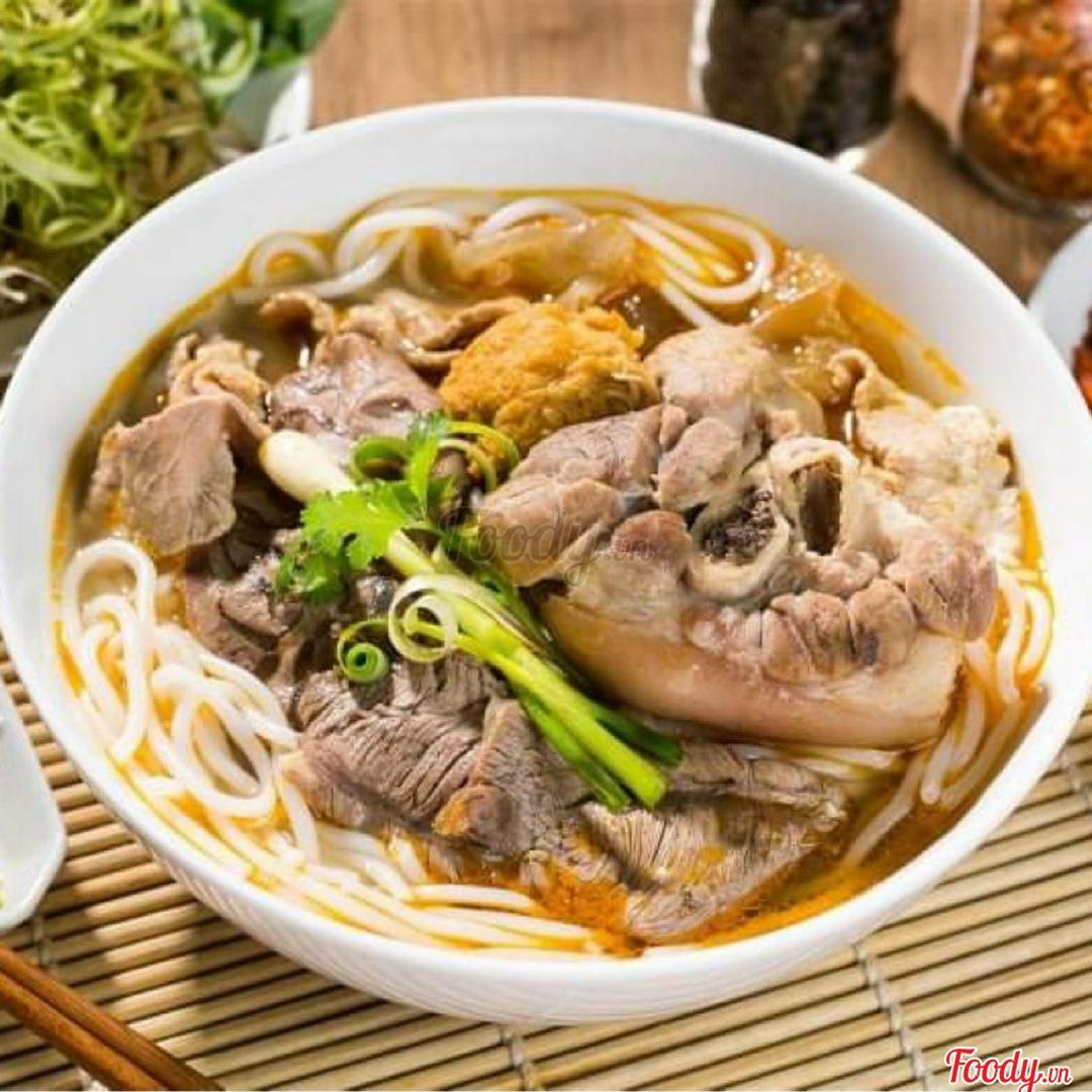 bun-bo-hue-khong-mong