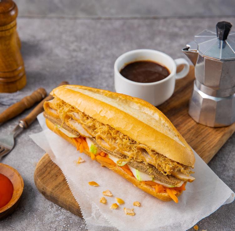banh-mi-pate-cha-ruoc