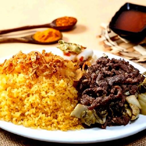 com-chien-dua-xao-bo