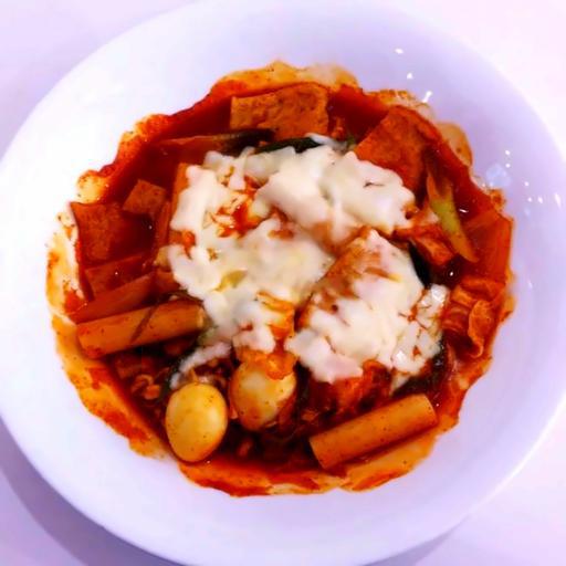 tokbokki-phomai-mieng