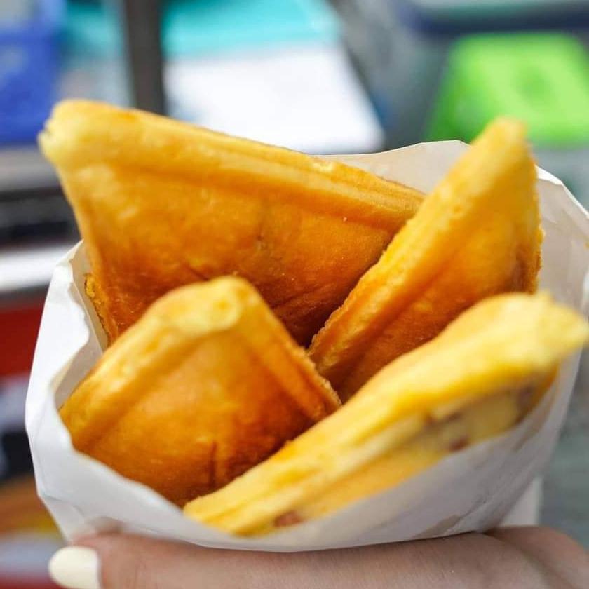 hotdog-phomai-trung-muoi-nhuyen