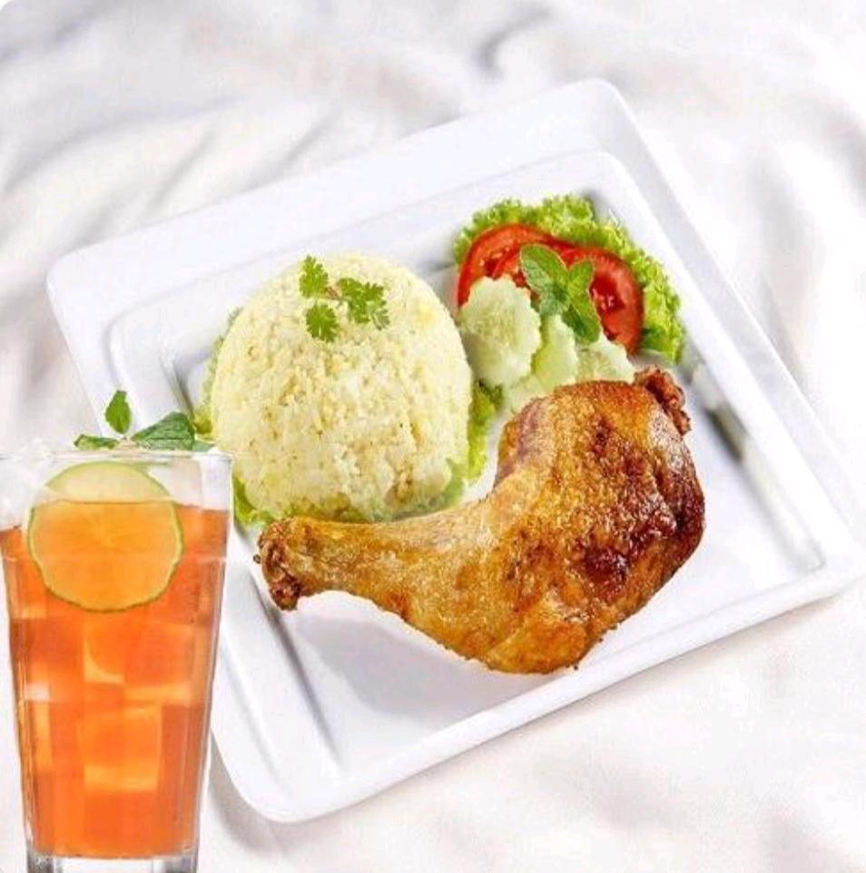 com-ga-sot-chua-ngot-trung-chien-tra-chanh-a