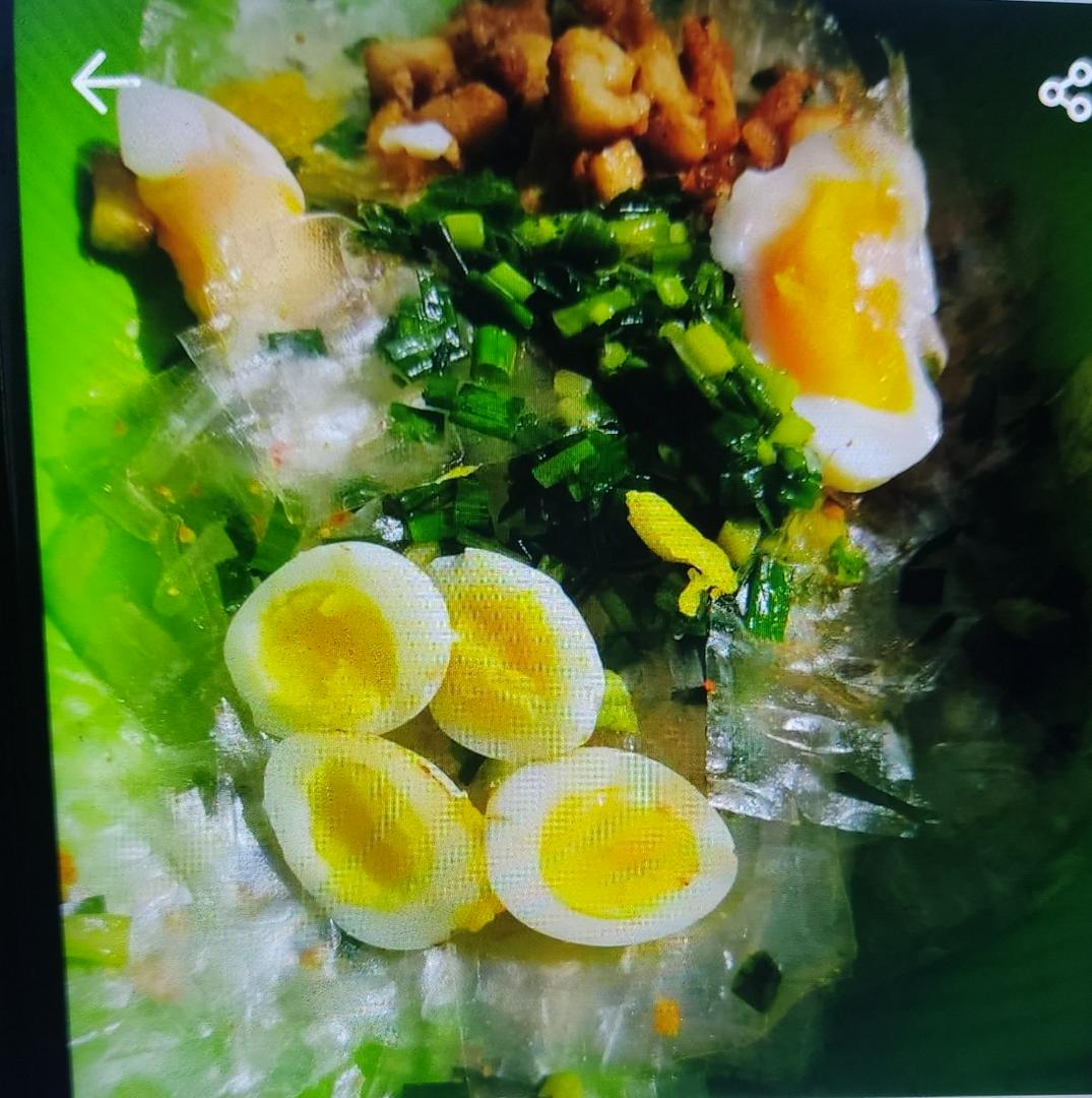 banh-trang-mo-hanh-top-mo-trung-cut-hong-ao-1-trung-ga-hong-ao