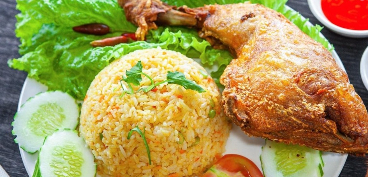 Bếp-Oishiii---Cơm-Gà---Gà-Rán---Đoàn-Văn-Bơ
