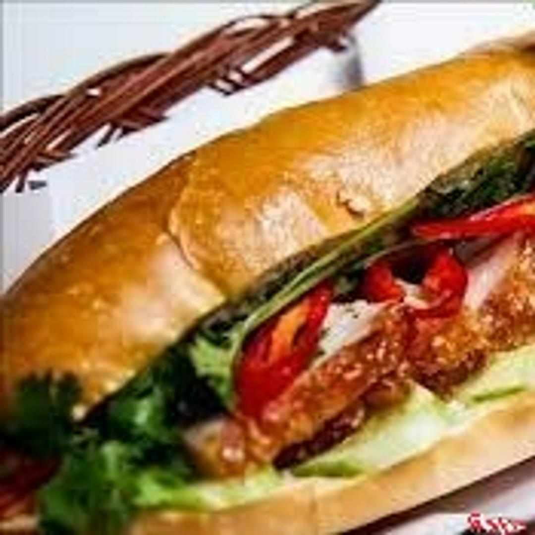 banh-mi-kep-3-nem-chua-thit-heo