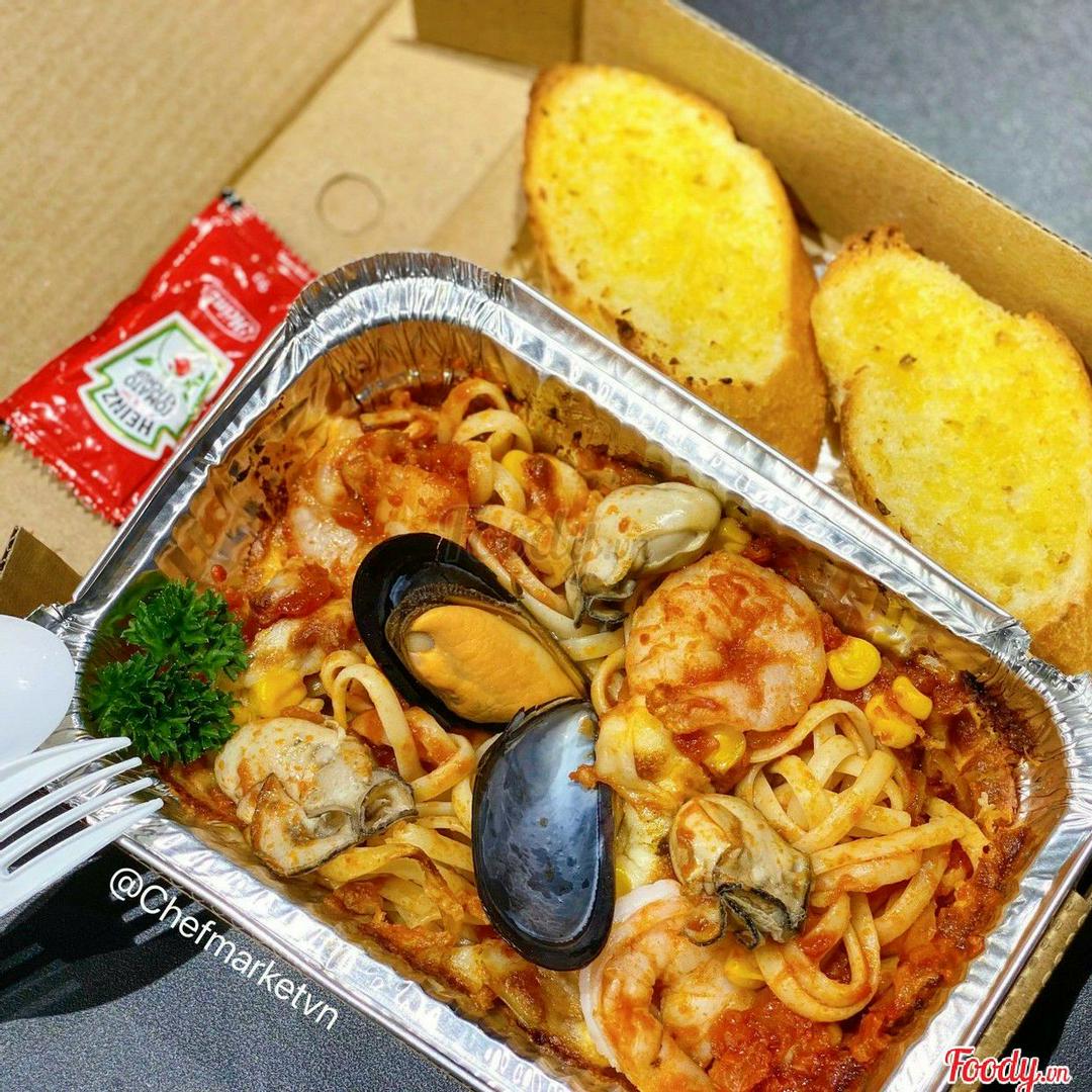 mi-y-hai-san-sot-o-banh-mi-bo-toi