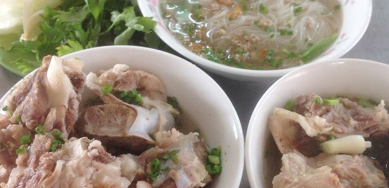 Điểm-Tâm-Thủy---Hủ-Tiếu-&-Bánh-Canh---Tô-Hiến-Thành