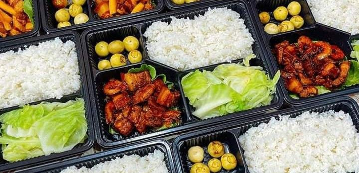 com-ngon-ba-mien-com-van-phong-pham-van-ong