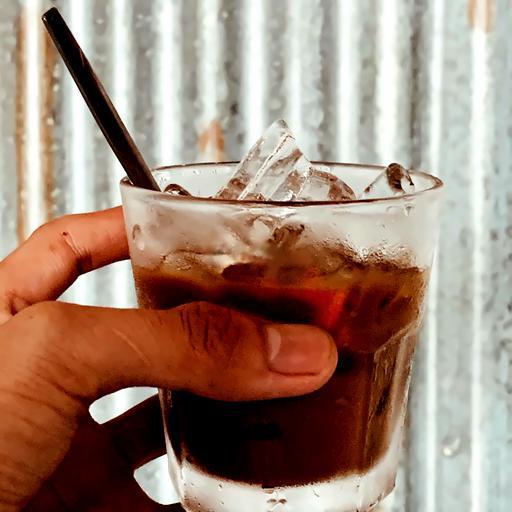 ca-phe-sua-tu-pha-phin