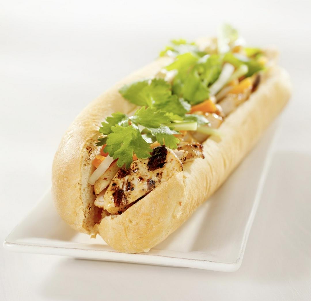 banh-mi-thap-cam-ga-xa-xiu