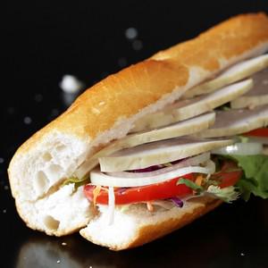 banh-mi-cha-chay