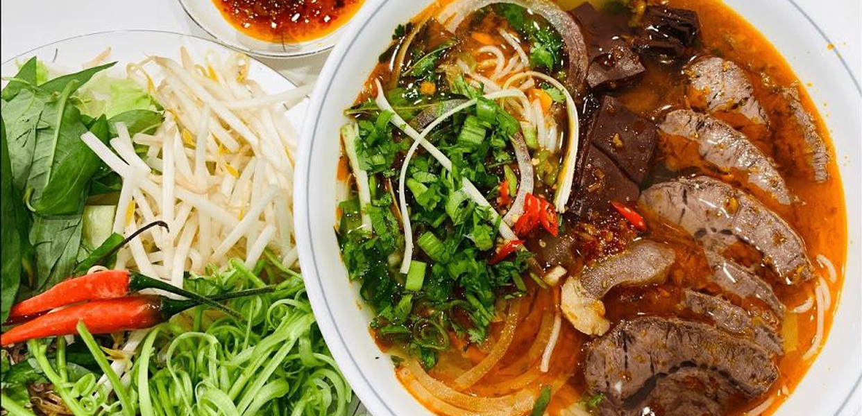 Cô-Hường---Bún-Bò-Và-Bò-Kho---Đường-số-9