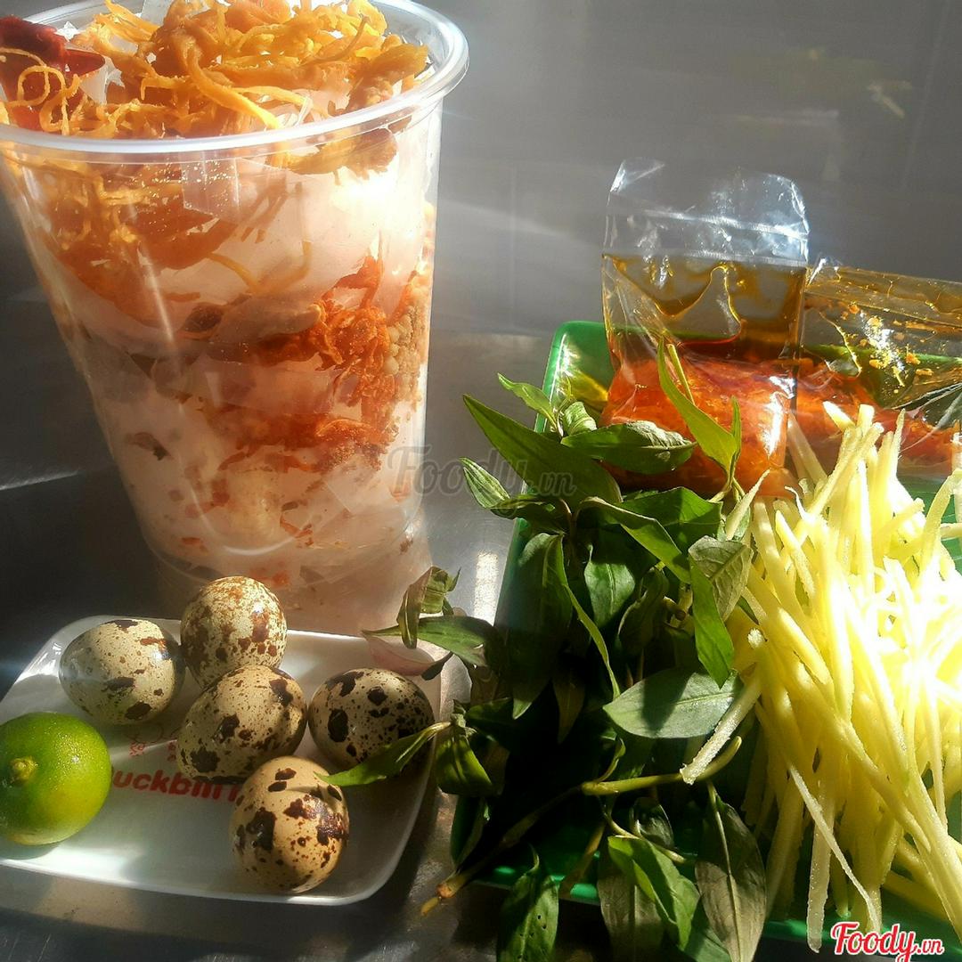 banh-trang-tron-tu-tron