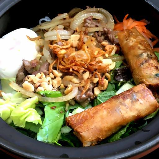 bun-bo-xao-trung-long-ao