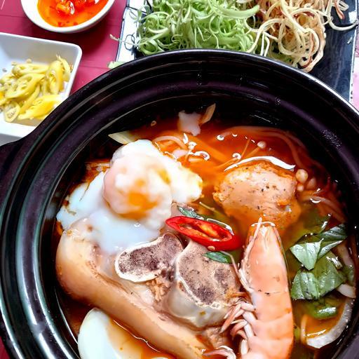 hu-tieu-thai-at-biet