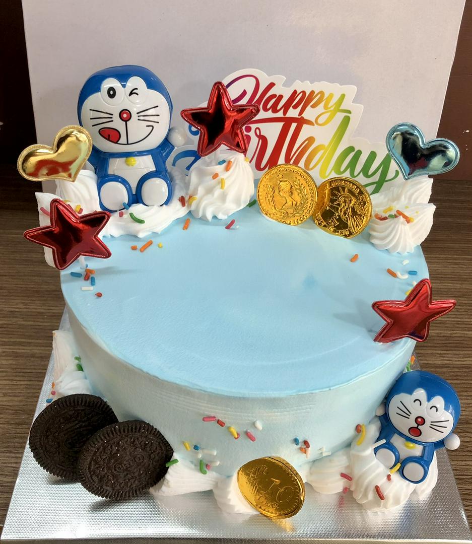 banh-kem-sua-tuoi-doremon-20cm