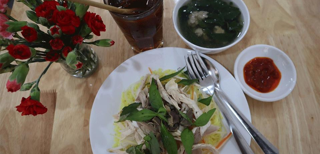 cau-ut-com-ga-hoi-an-ap-bac