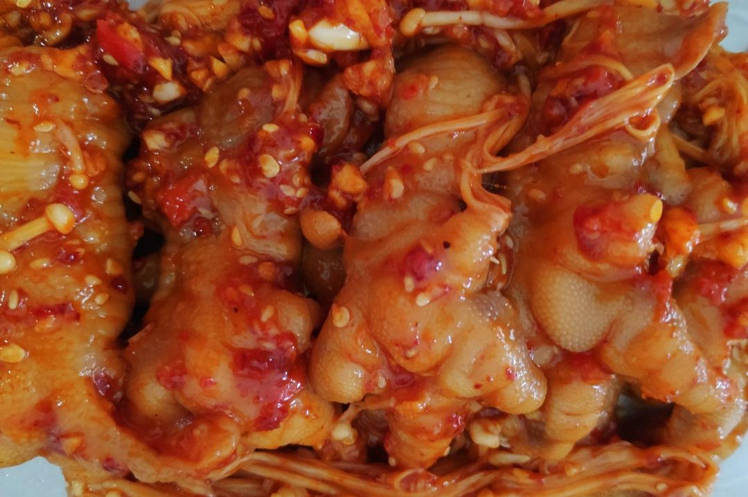 chan-ga-rut-xuong-sot-cay-han-quoc-lon