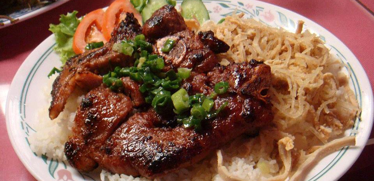 quan-com-binh-dan-uong-so-8