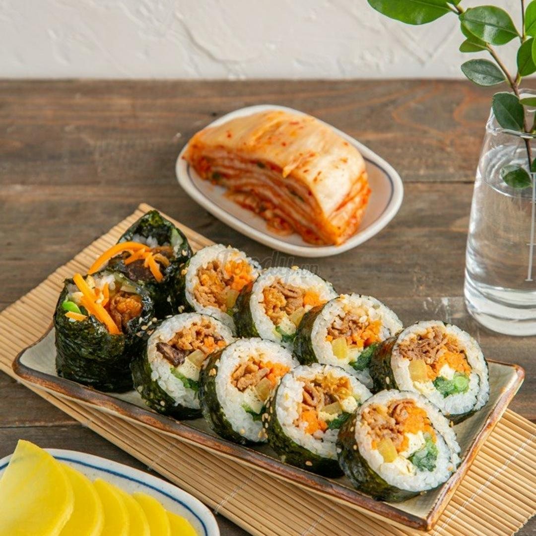 kimbap-bo-sogogi-gimbap