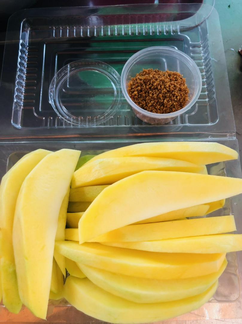 500gram-xoai-song-muoi-ot-bao-ngon