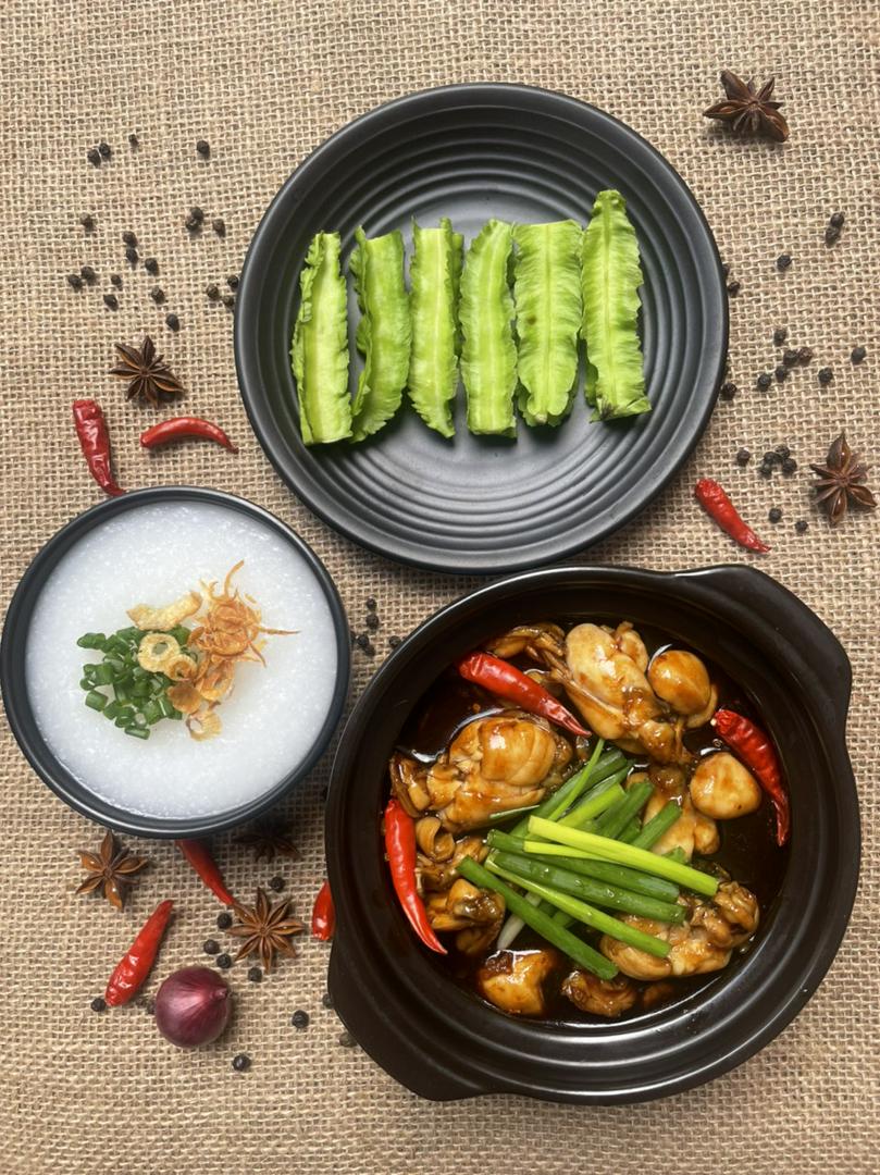 chao-ech-3-con-chao-hanh